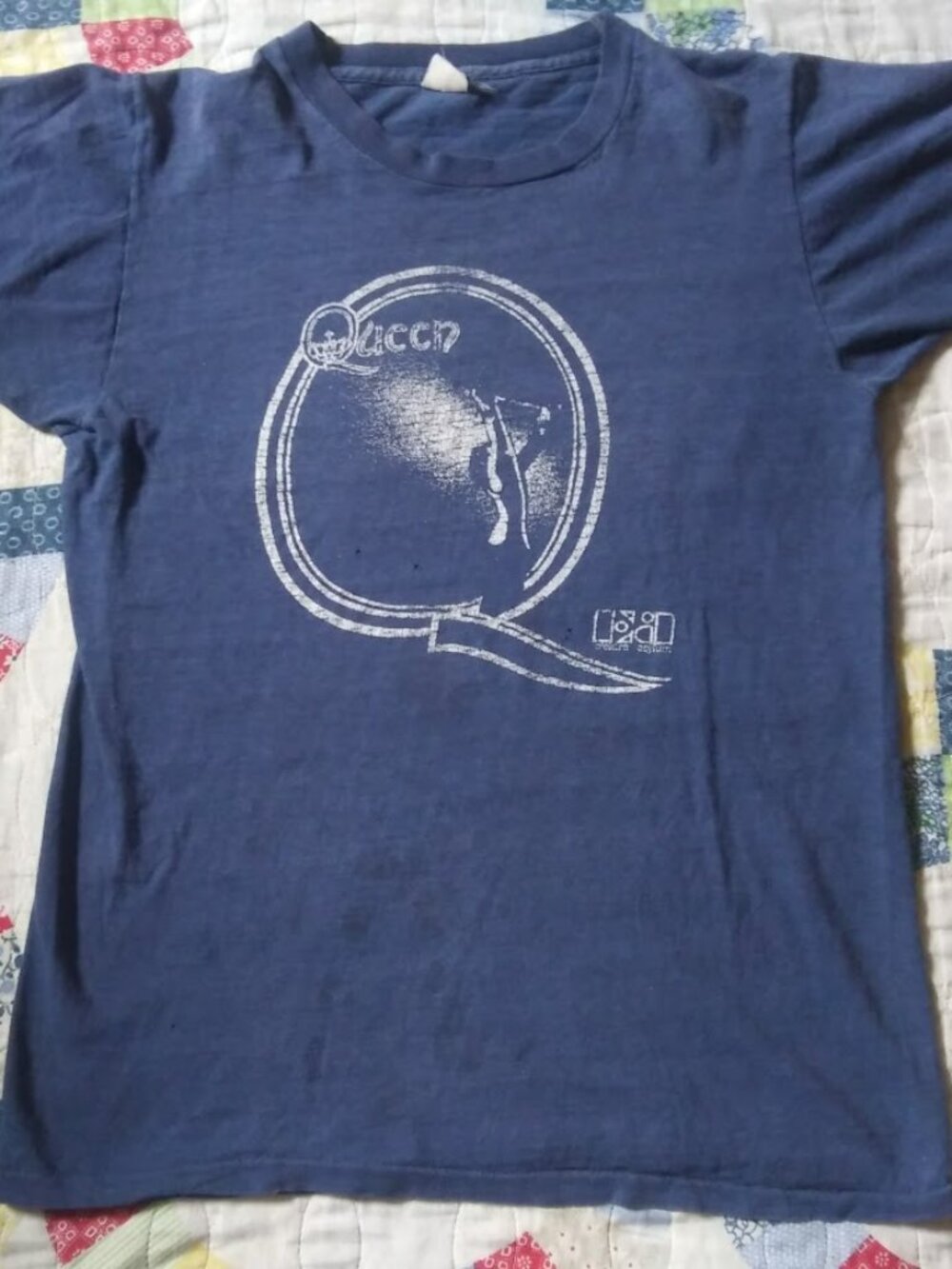 Vintage Rare Queen Band 1973 Debut Album Elektra Records Promo Medium T-shirt